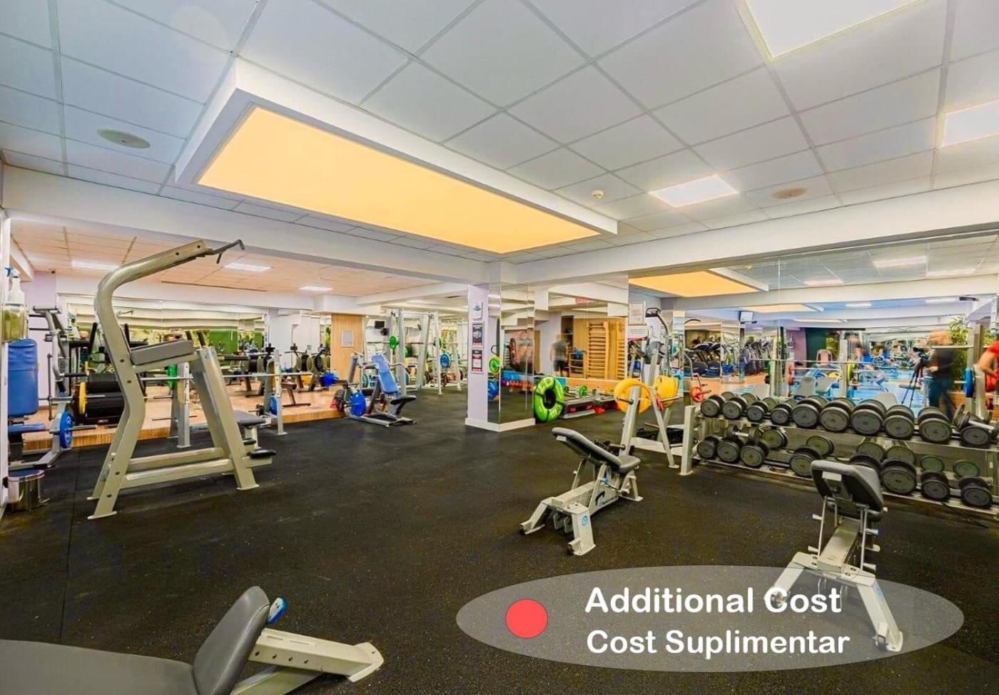 Yamaluxe Apartments - Silent & Warm With Many Facilities Bukares Bagian luar foto