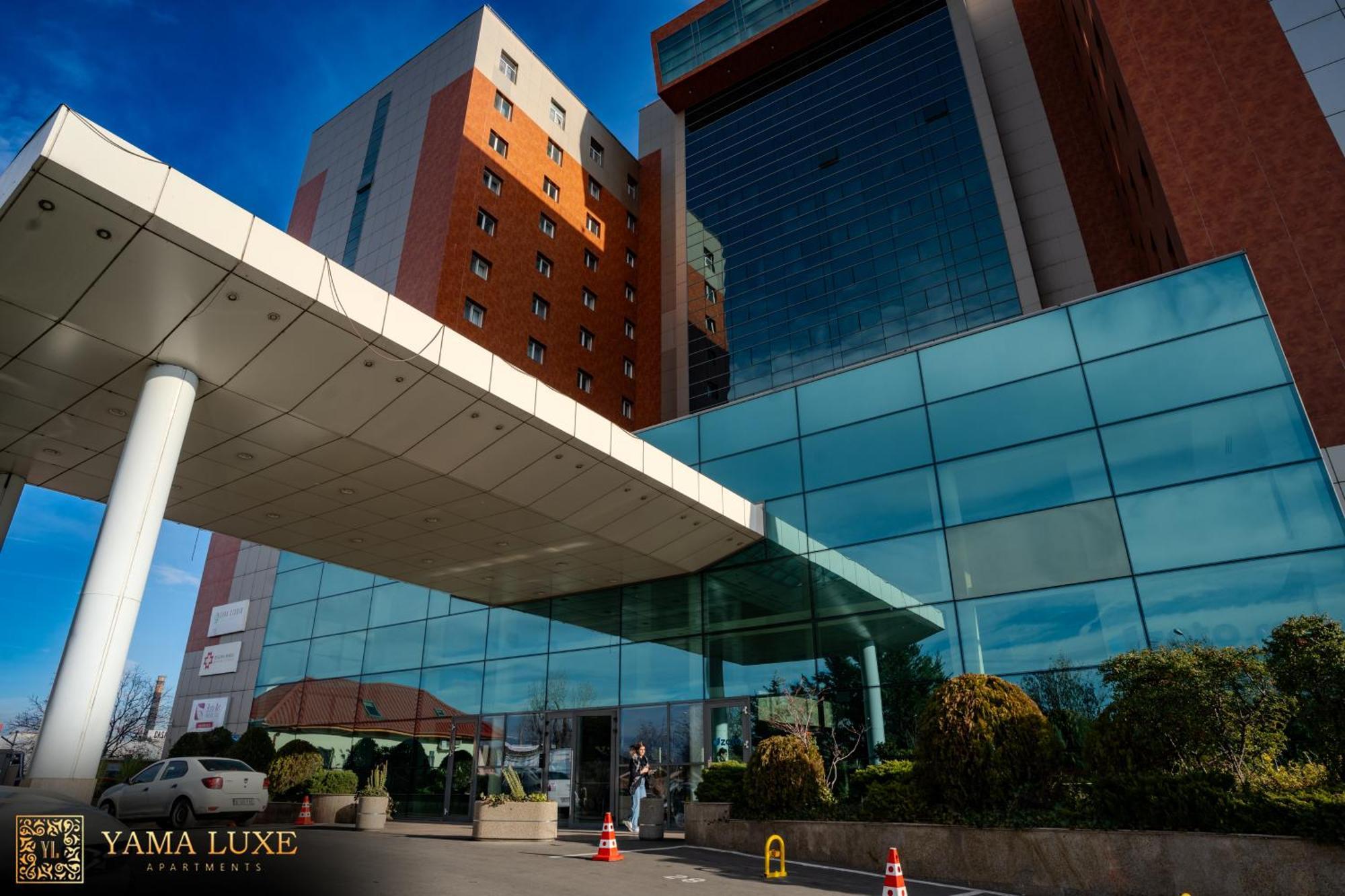 Yamaluxe Apartments - Silent & Warm With Many Facilities Bukares Bagian luar foto